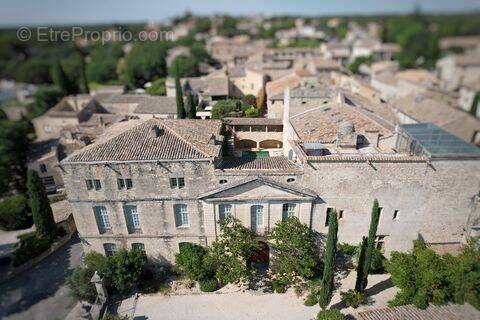 Maison à UZES