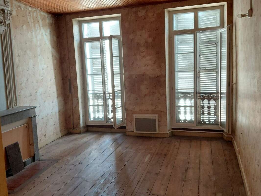 Maison à MIRAMBEAU