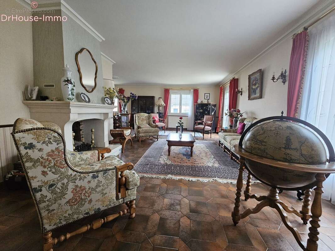 Maison à BUXEROLLES