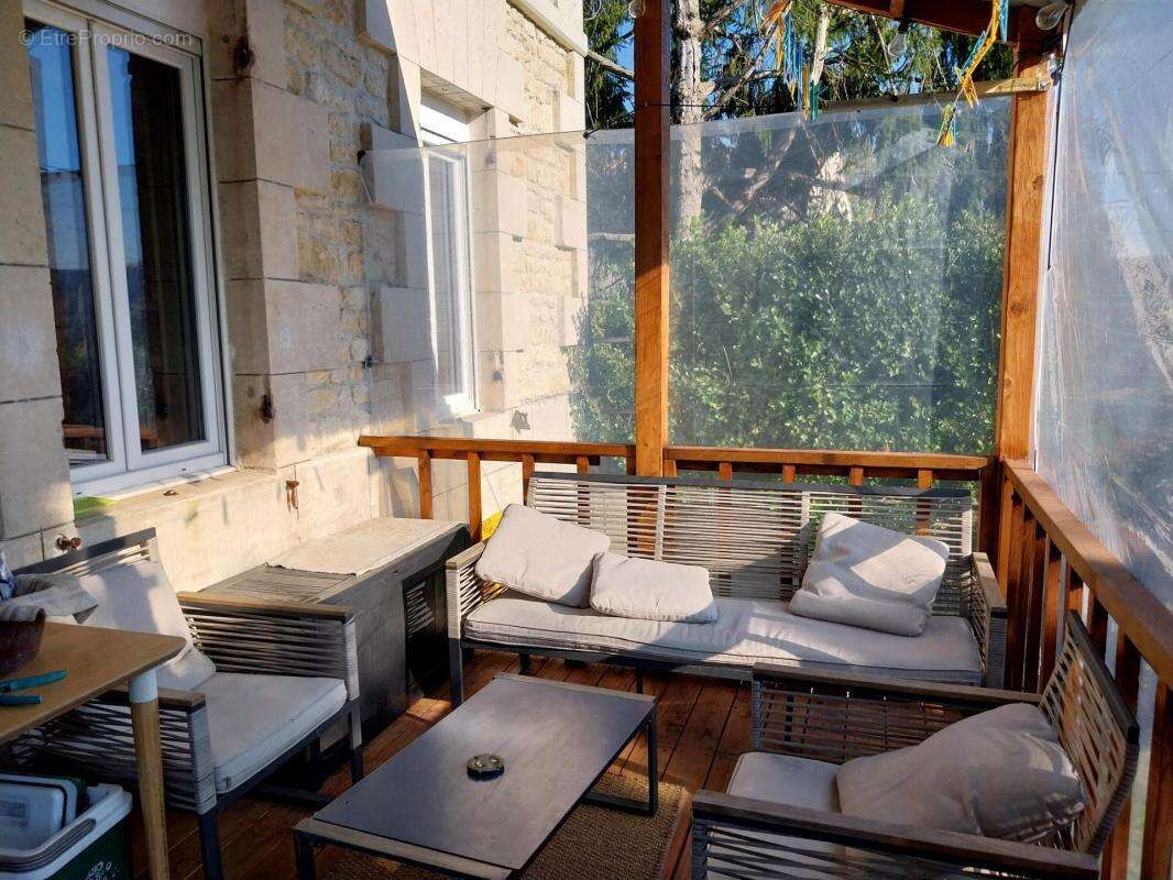 Maison à SAINT-GERMAIN-DE-LUSIGNAN