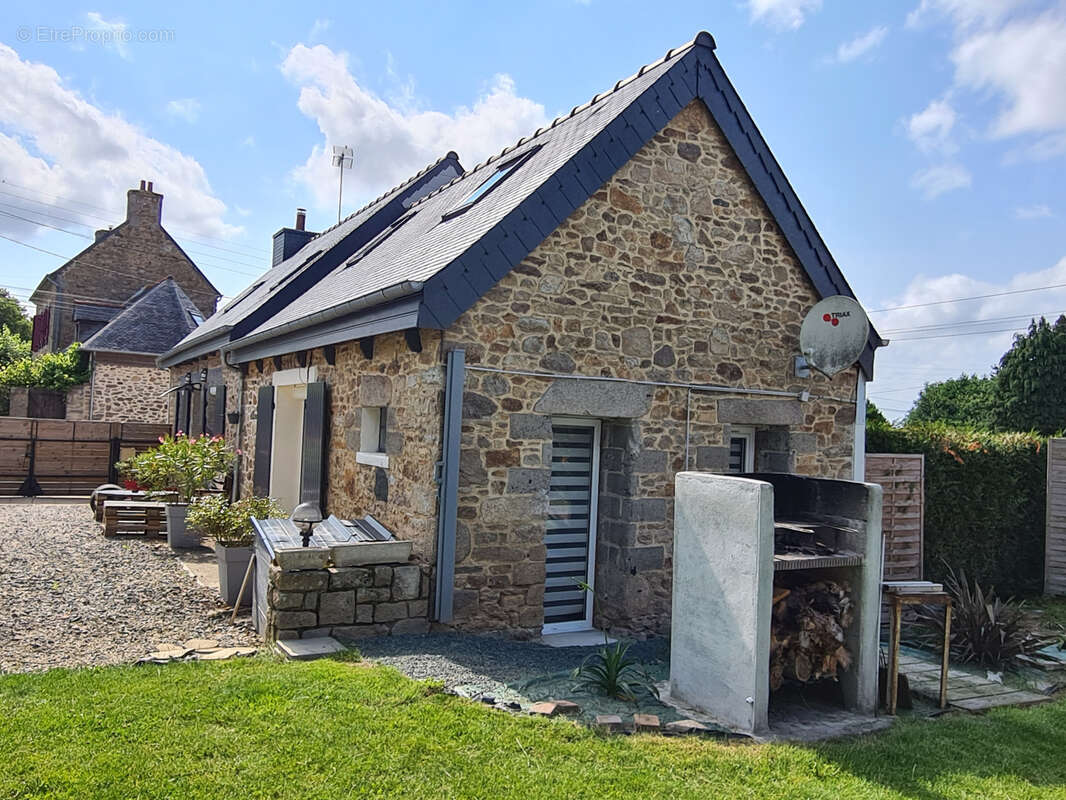 Maison à SAINT-ADRIEN