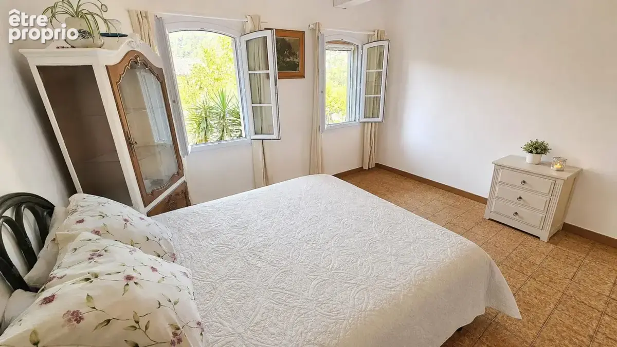 Appartement T2 lumineux de 47 m² ? Au coeur de Claviers , Var - photo 5
