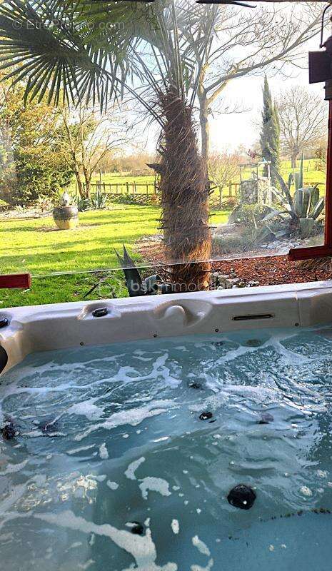 Maison à SOULAIRE-ET-BOURG