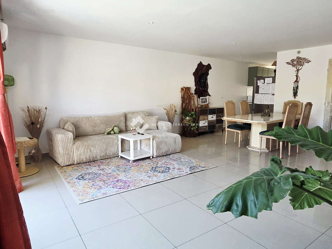 Appartement 58 m² à Rousset  - photo 4