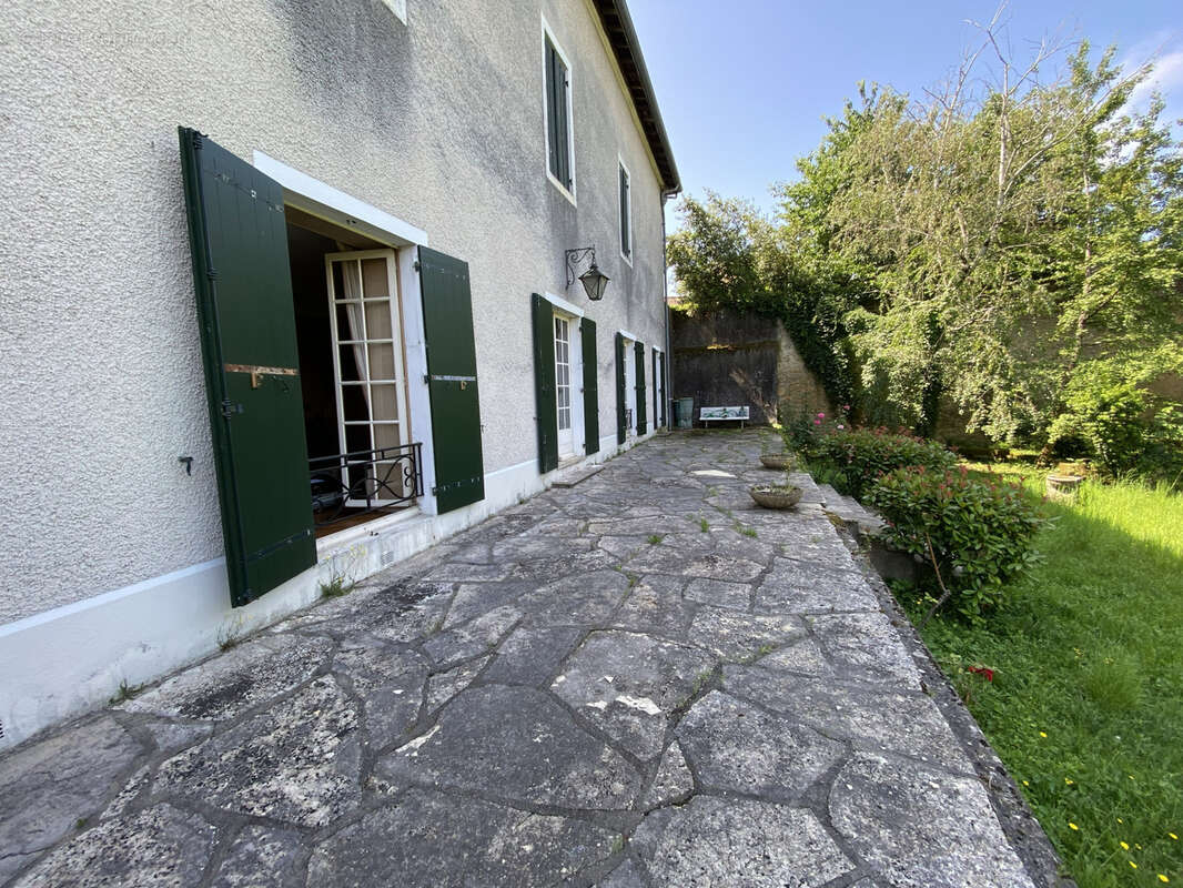 Maison à LANGON