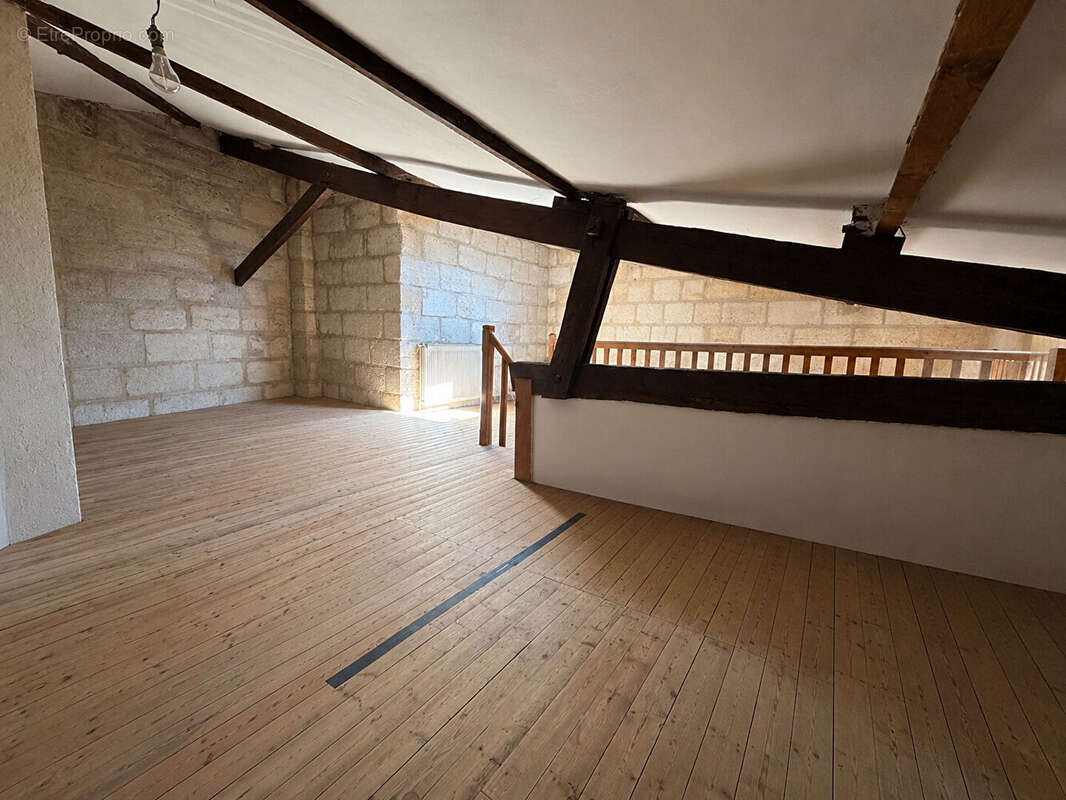 Bordeaux Nansouty - Maison de 100 m² avec terrasse, cave et comble à aménager - photo 12