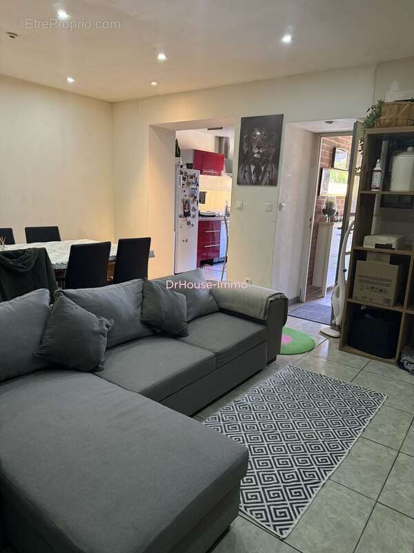 Maison 83 m² à Roubaix  - photo 6