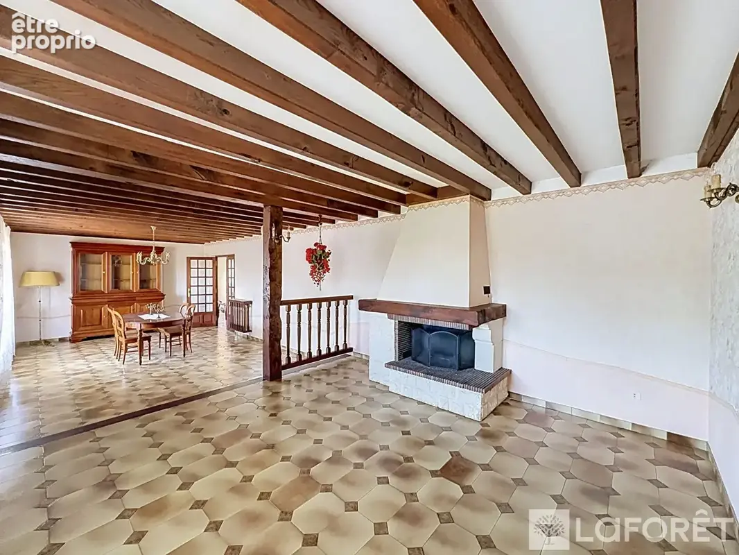 Maison de caractère avec dépendance et fort potentiel -four (38080) - photo 6