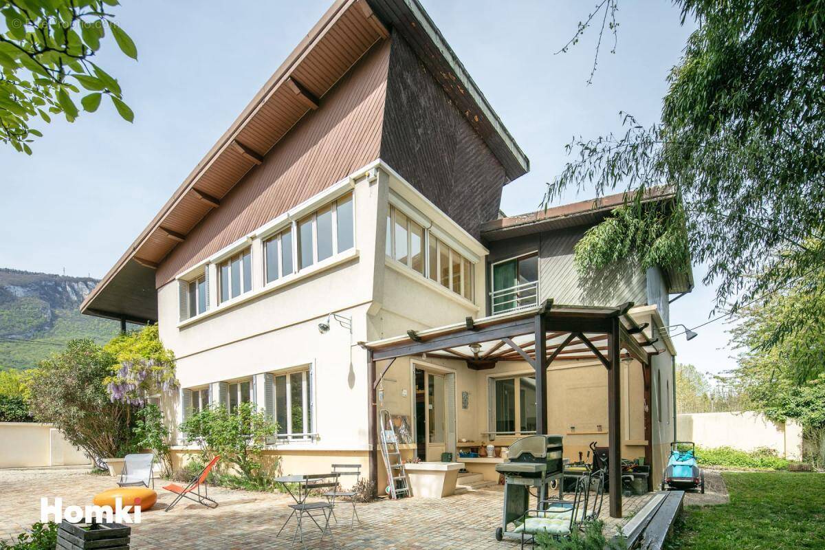 Maison à FONTAINE