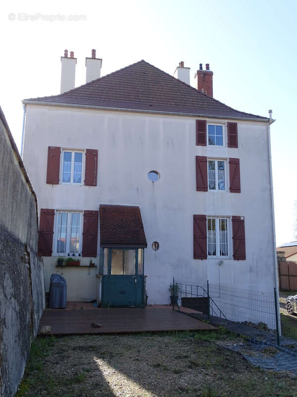 Maison à CHATILLON-SUR-SEINE