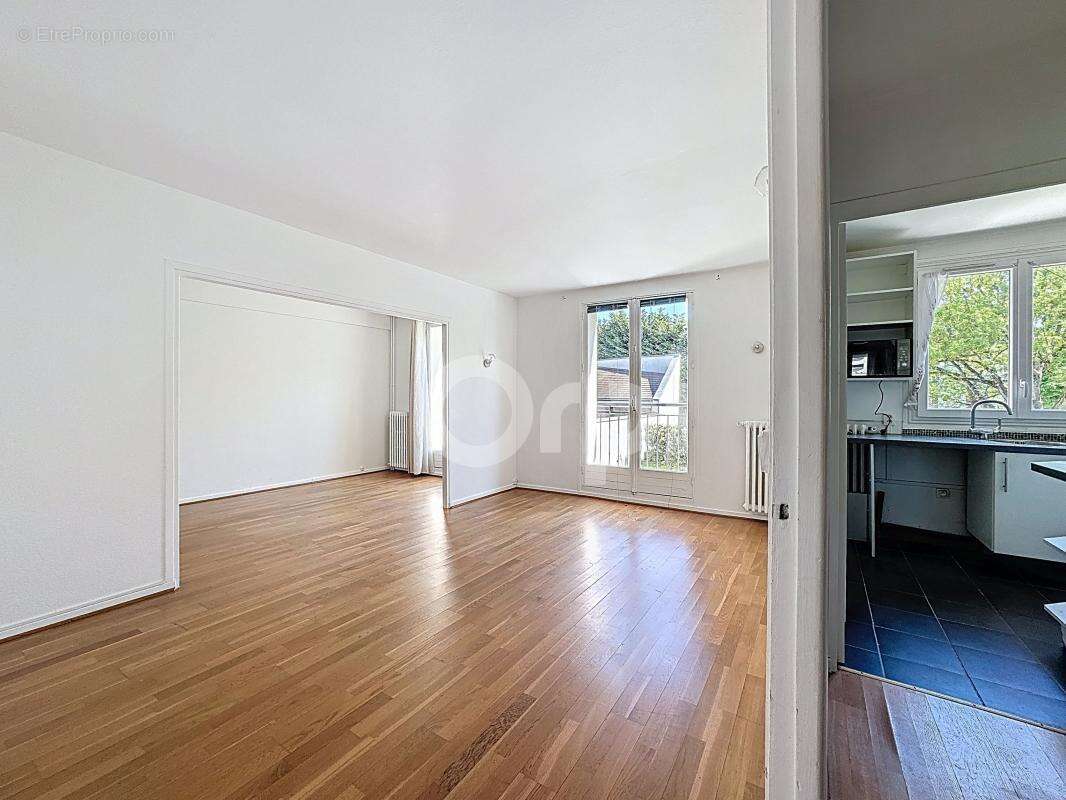 Appartement à NOGENT-SUR-MARNE
