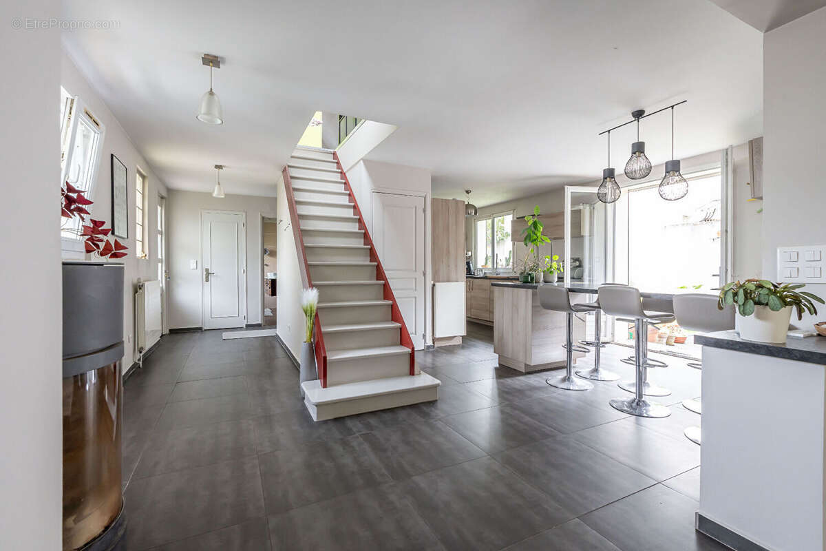 Maison à NOISY-LE-GRAND