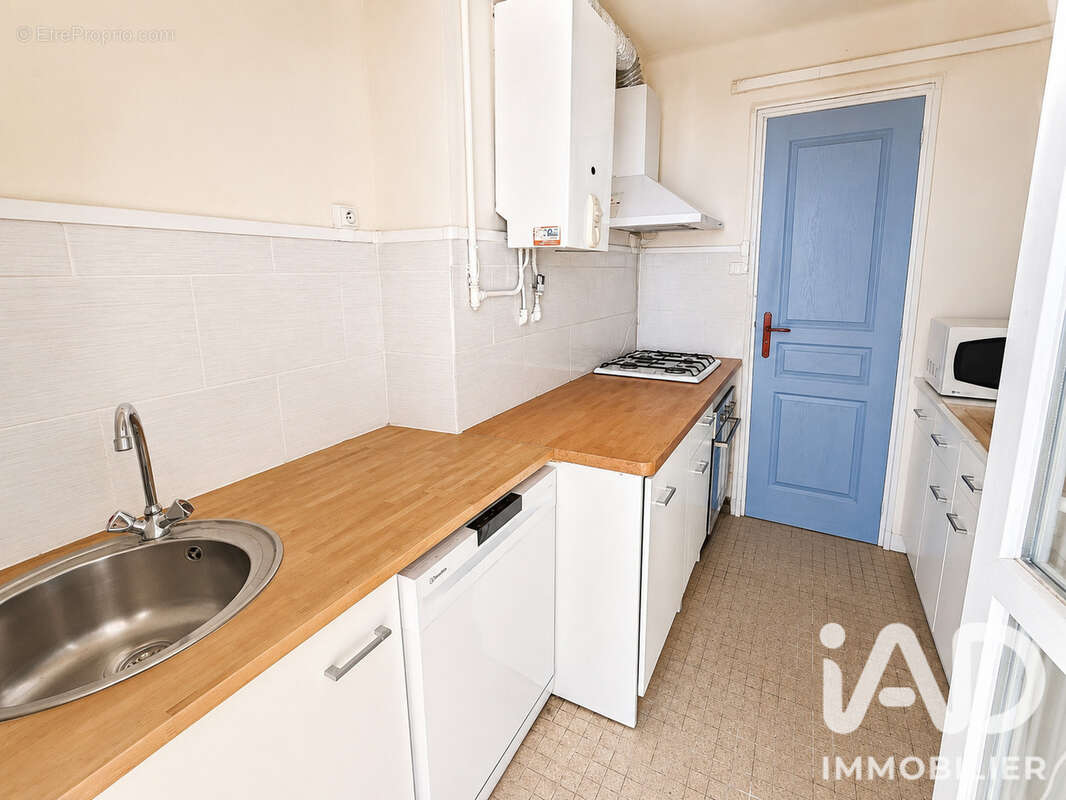 Appartement 82 m² à Nimes  - photo 4