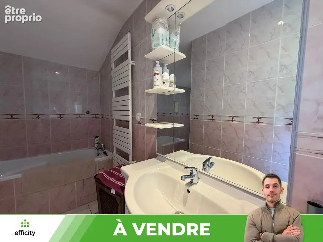 Maison 4 pièces 105 m² à vendre à Blanzay (86400) - photo 11