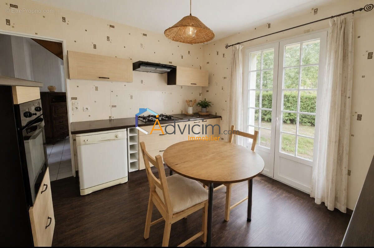 Maison 134 m² à Fondettes  - photo 3