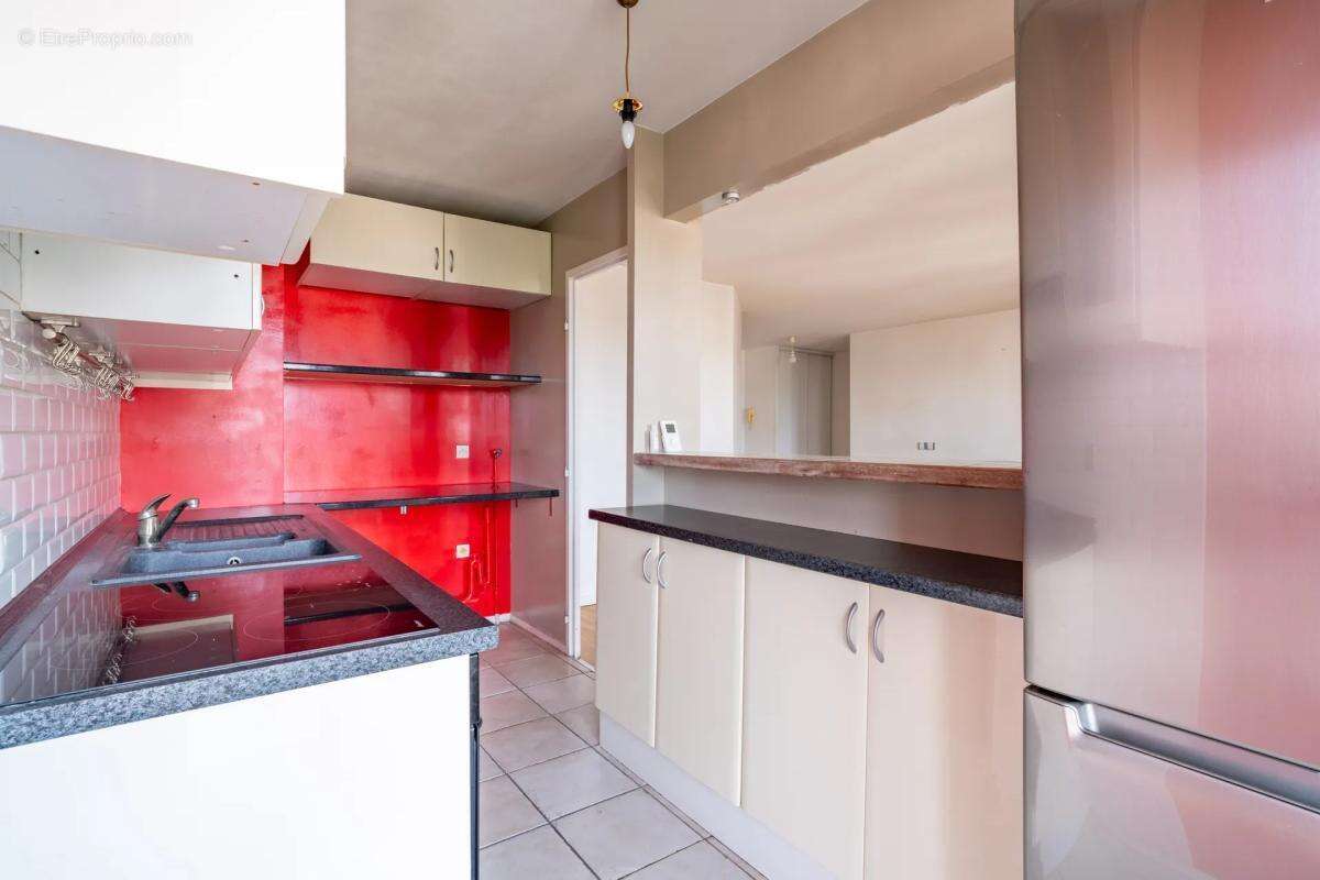 Appartement à VILLENEUVE-LA-GARENNE