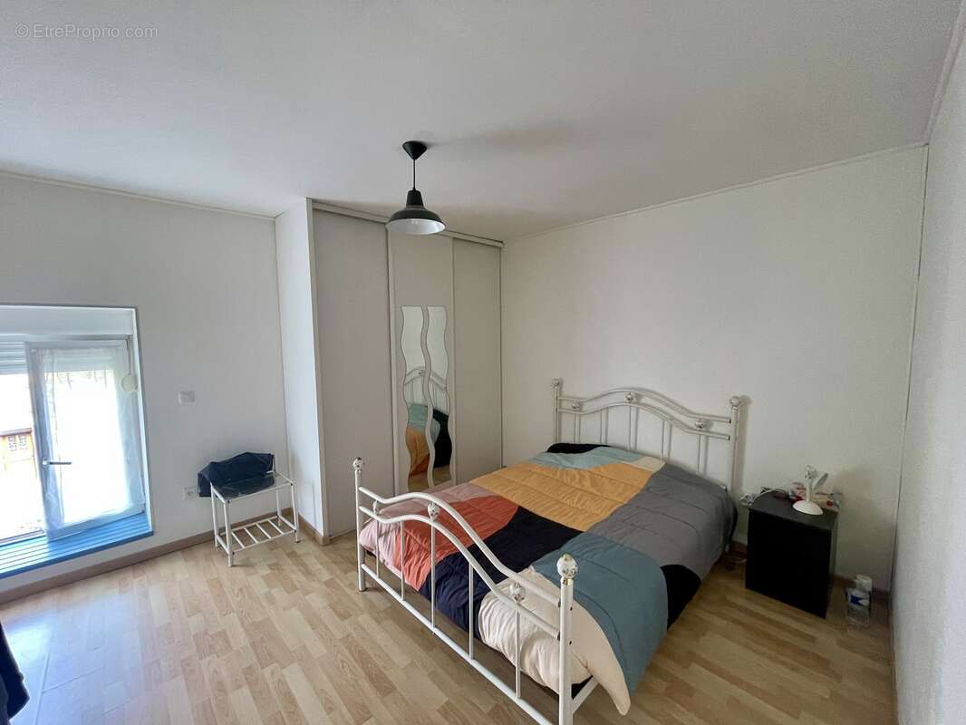 Maison 165 m² à Renwez  - photo 77