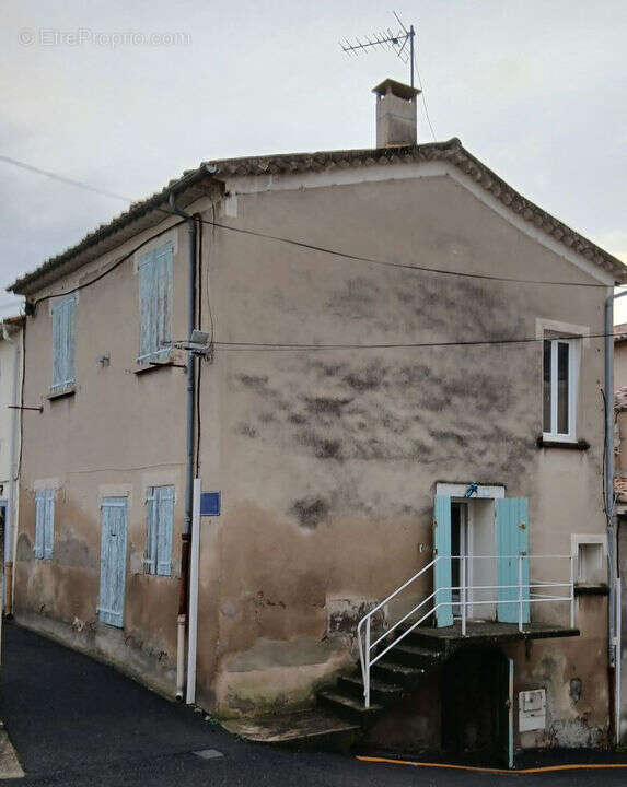 Maison à SAINTE-TULLE