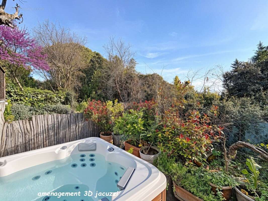 Maison à CASTELNAU-LE-LEZ