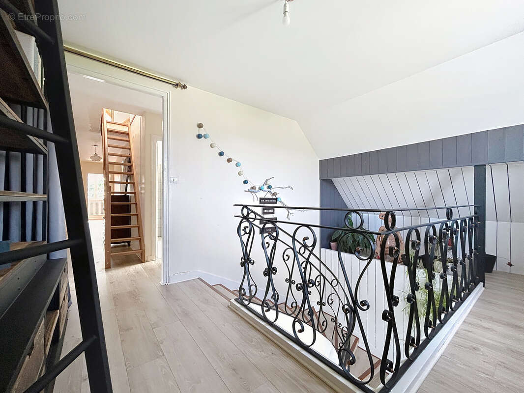 Maison à NEUFMESNIL