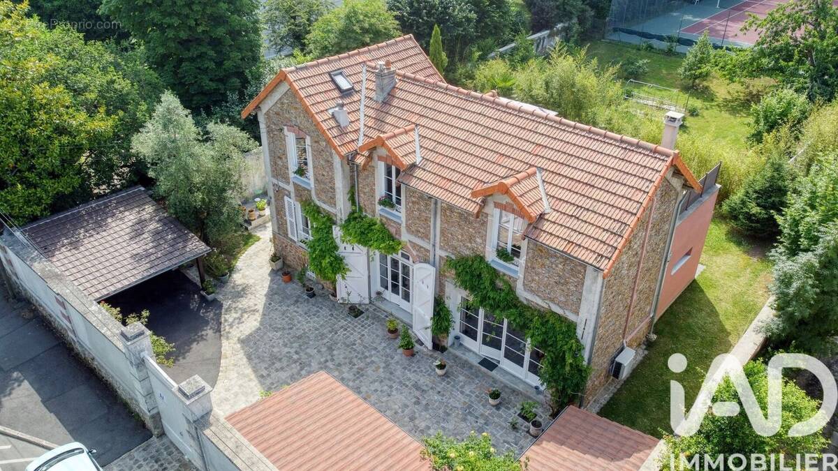 Photo 1 - Maison à LAGNY-SUR-MARNE