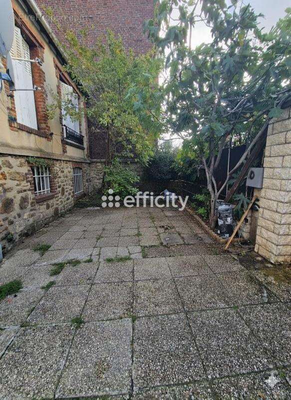 Maison à SAINT-DENIS