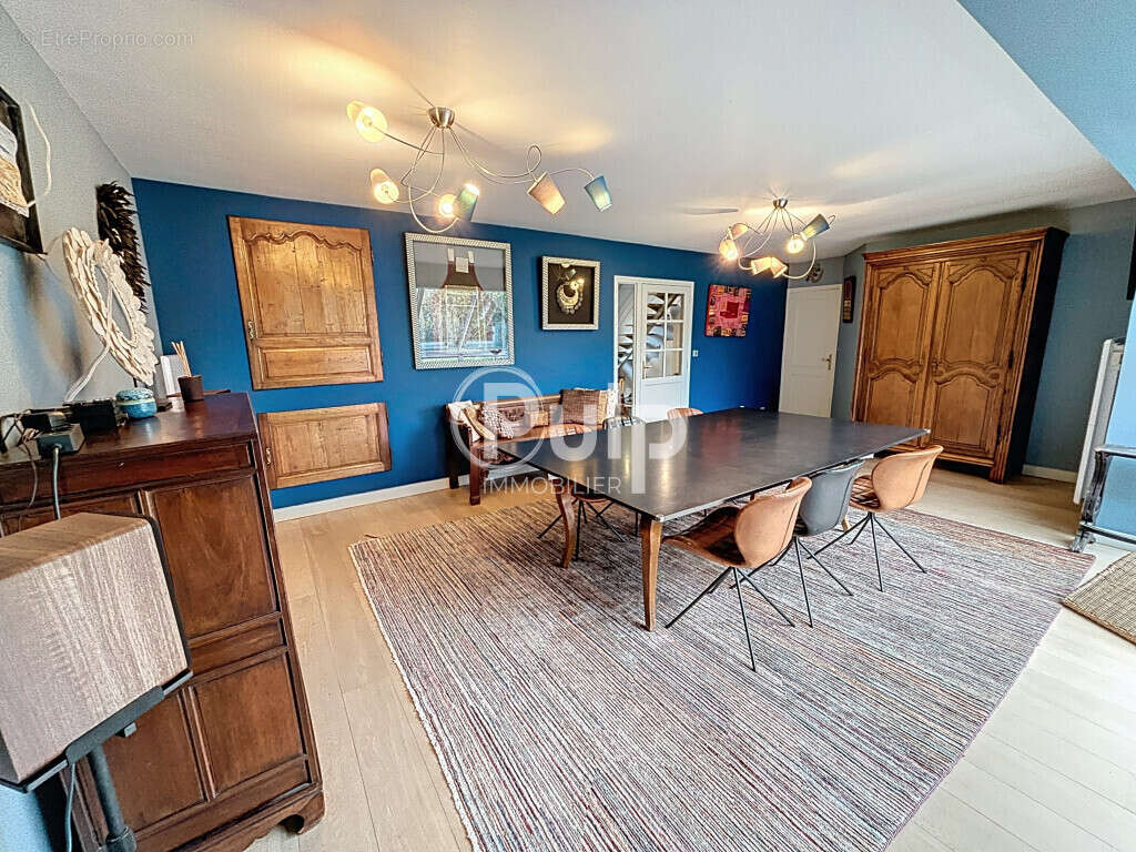 Maison à WATTIGNIES