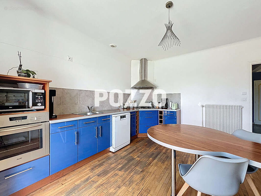 Maison à SAINT-HILAIRE-DU-HARCOUET