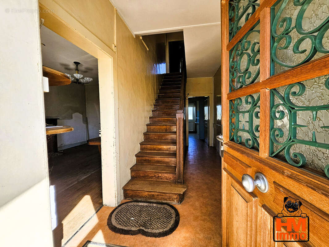 Maison à RILHAC-LASTOURS