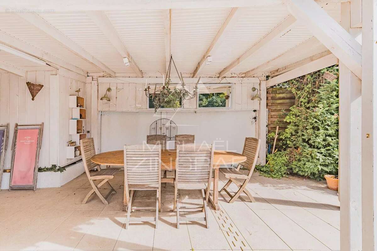 Maison à LE BOUSCAT