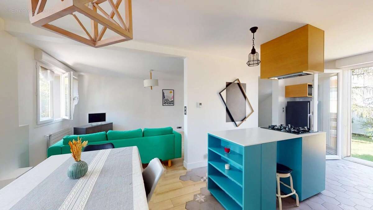 Maison à CHAMPIGNY-SUR-MARNE