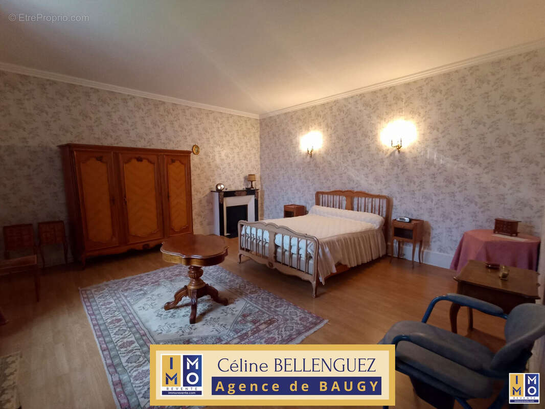 Appartement à AVORD