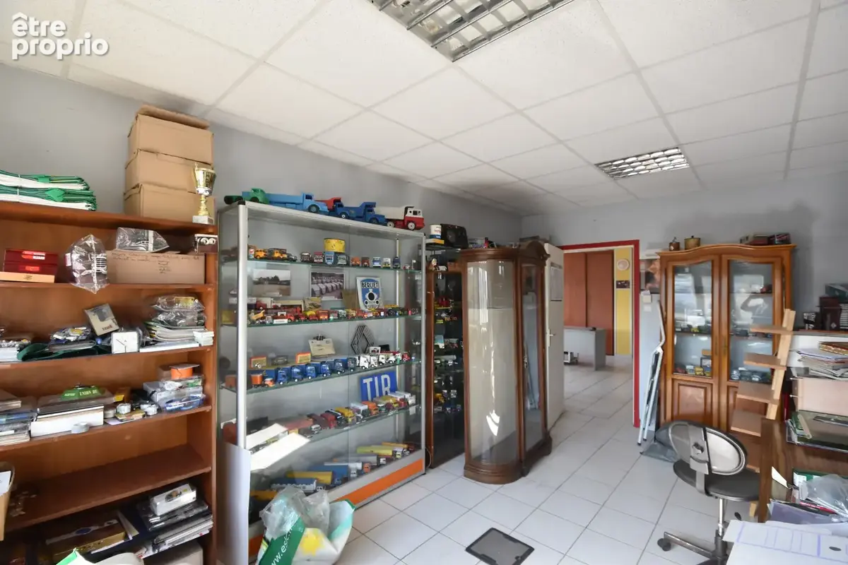 Bâtiment industriel en viager occupé à Gueugnon par Monsieur 71 ans - photo 8