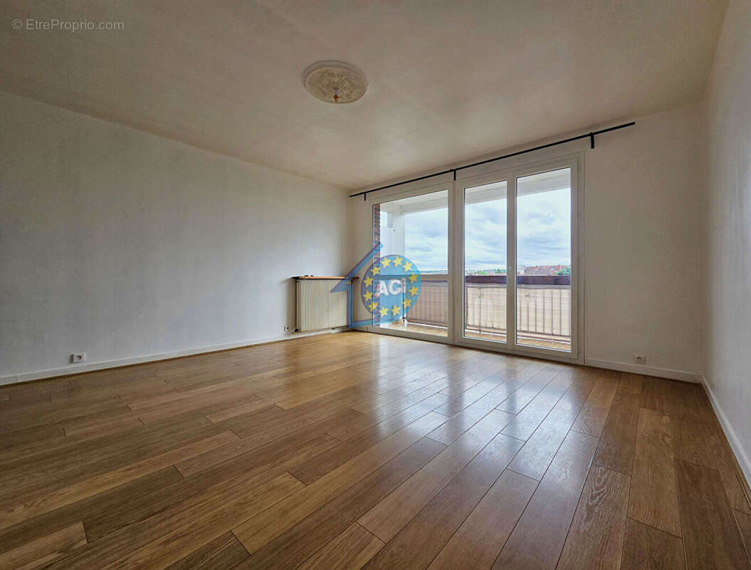 Appartement à MANTES-LA-JOLIE