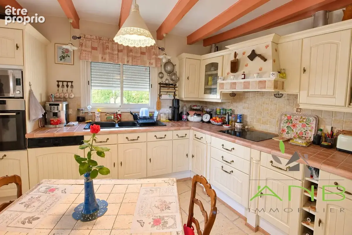Maison 5 pièces 142 m² à vendre à La Chapelle (16140) - photo 2