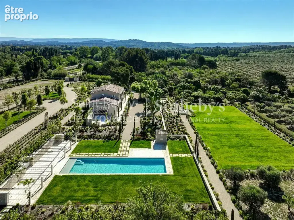 Mas en pierre rénové avec superbe vue sur les Alpilles, tennis et piscine - photo 3