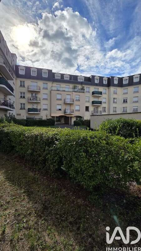 Photo 9 - Commerce à SEVRAN