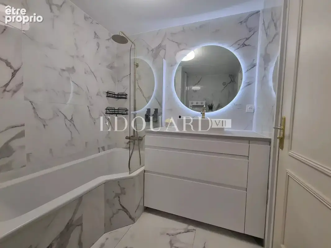 En exclusivité splendide quatre pièces traversant, entièrement rénové avec terrasse et garage - photo 14