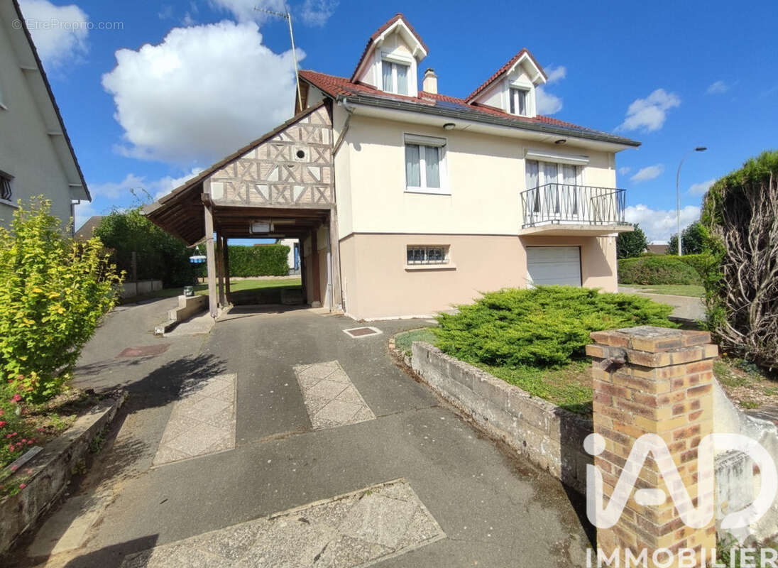 Photo 5 - Maison à LEVES