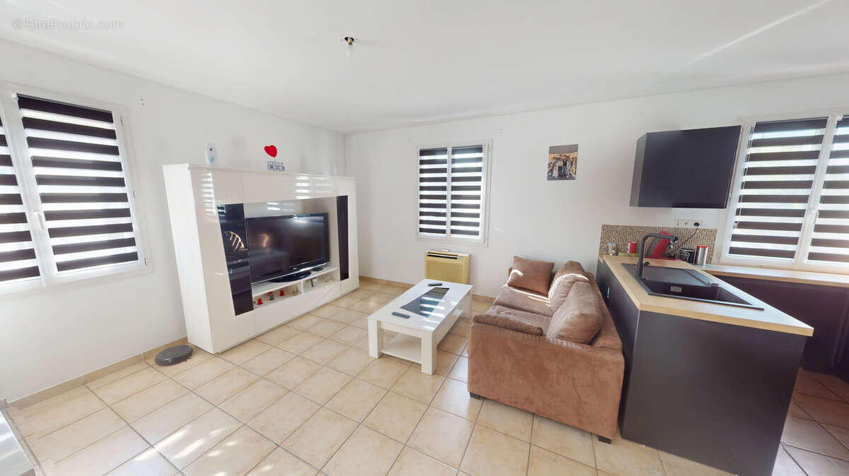 Appartement à LA PENNE-SUR-HUVEAUNE