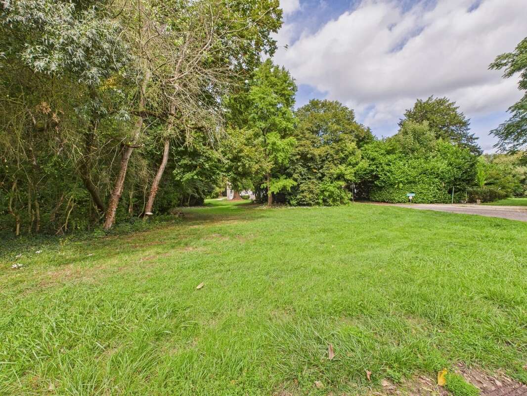 Maison à TOURNON-SAINT-PIERRE