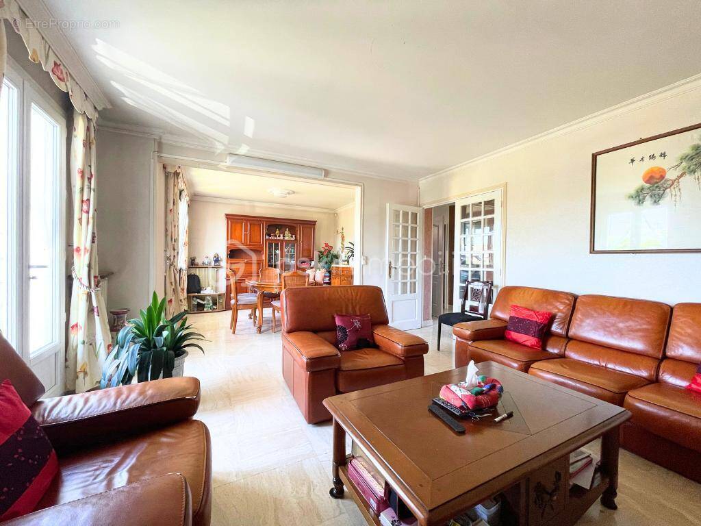 Maison à TREMBLAY-EN-FRANCE