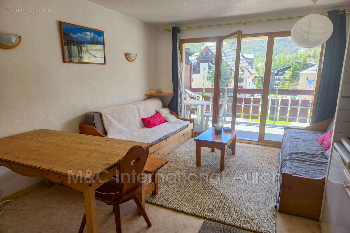 Appartement à SAINT-ETIENNE-DE-TINEE