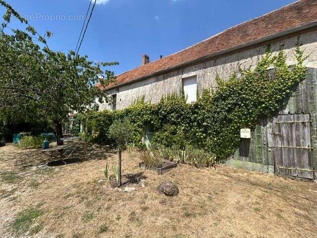 Maison à COSNE-COURS-SUR-LOIRE