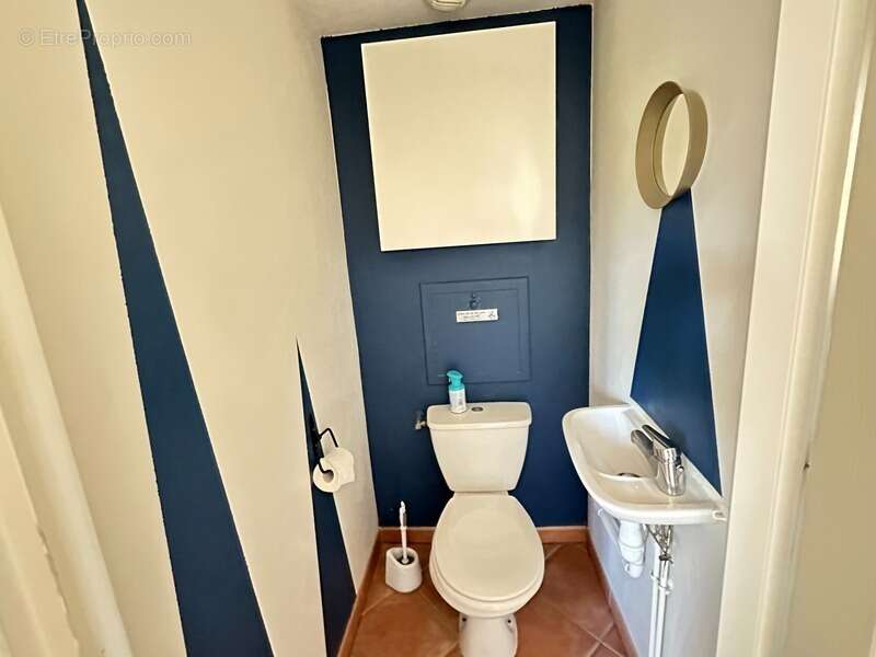 Appartement à GREOUX-LES-BAINS