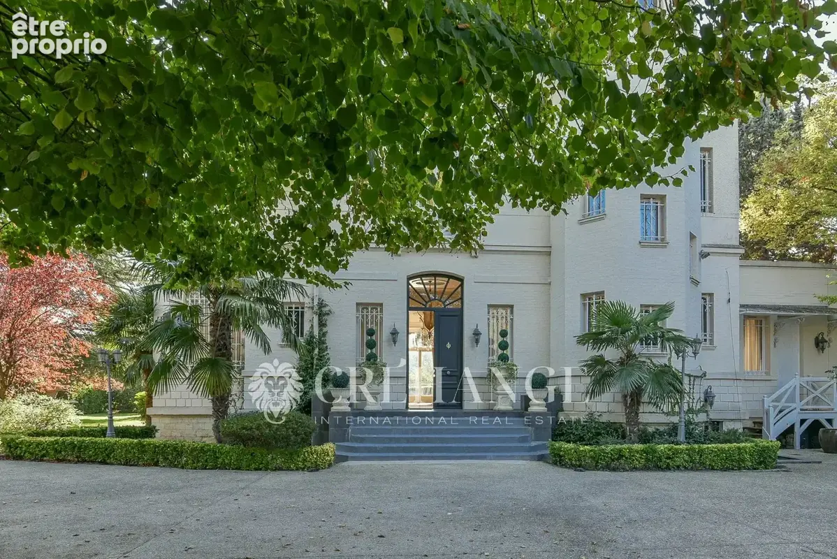 Croissy-sur-Seine - Hôtel particulier face à la Seine - photo 1