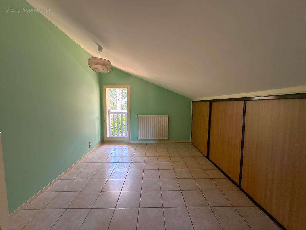 Maison à vendre 5 pièces 132m2 avec dépendances Proche de MONT DE MARSAN (40) - photo 16
