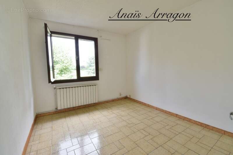 Maison à PUJOLS