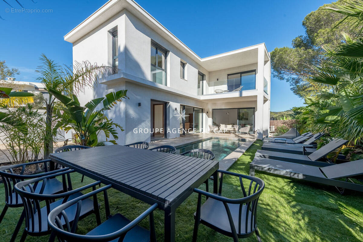 Maison à SAINT-RAPHAEL
