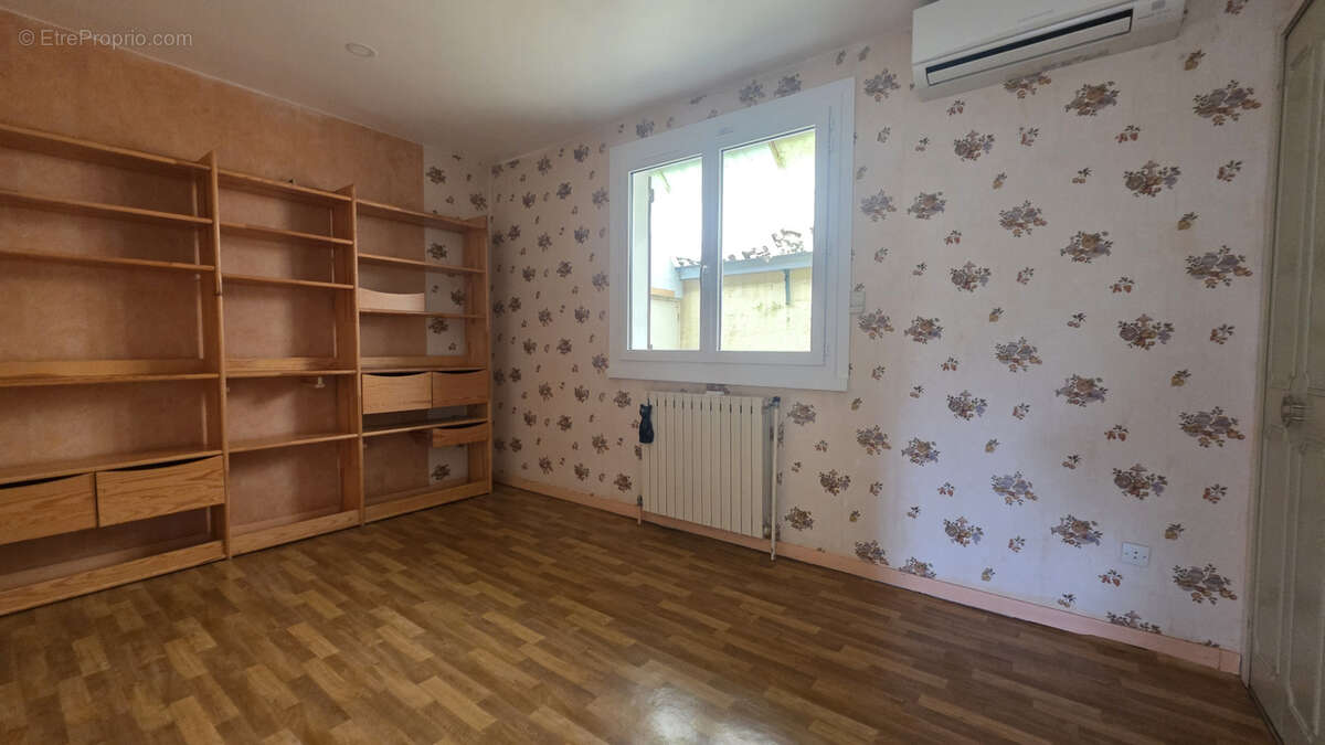plain pied de 78 m2 sur plus de 6 000m2 de terrain - photo 10